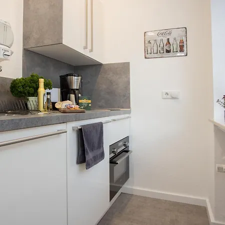 Deluxe - Center - 5 Min To Slopes - Am Kurpark - Free Parking Apartamento