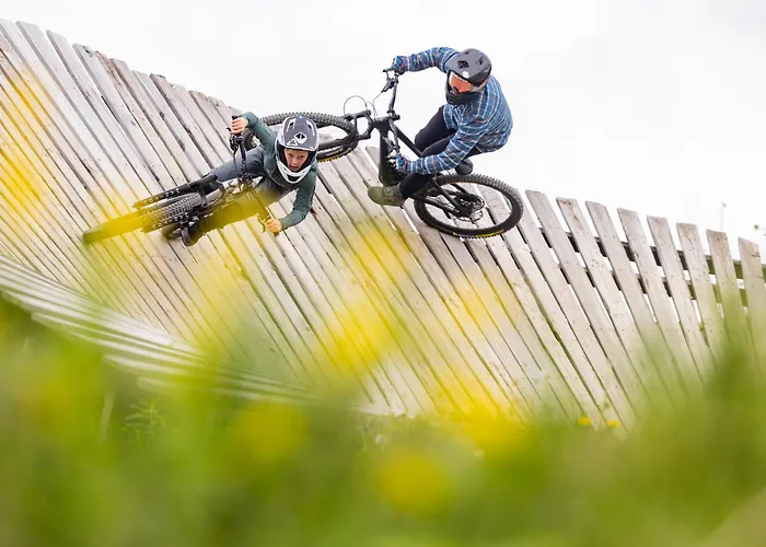 Deluxe - Center - 5 Min To Slopes - Am Kurpark - Free Parking Daire